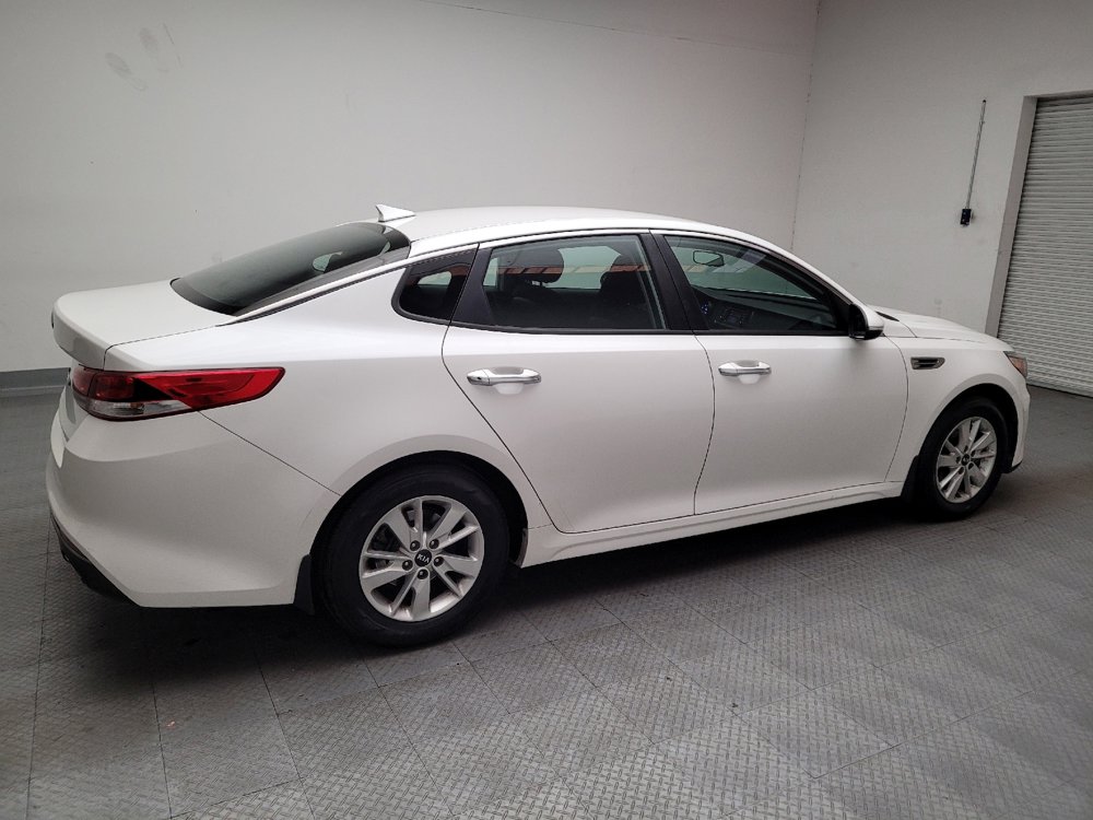 Used 2016 Kia Optima LX image 10