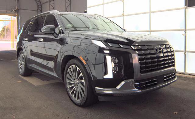 Used 2024 Hyundai Palisade Calligraphy AWD/4WD image 2