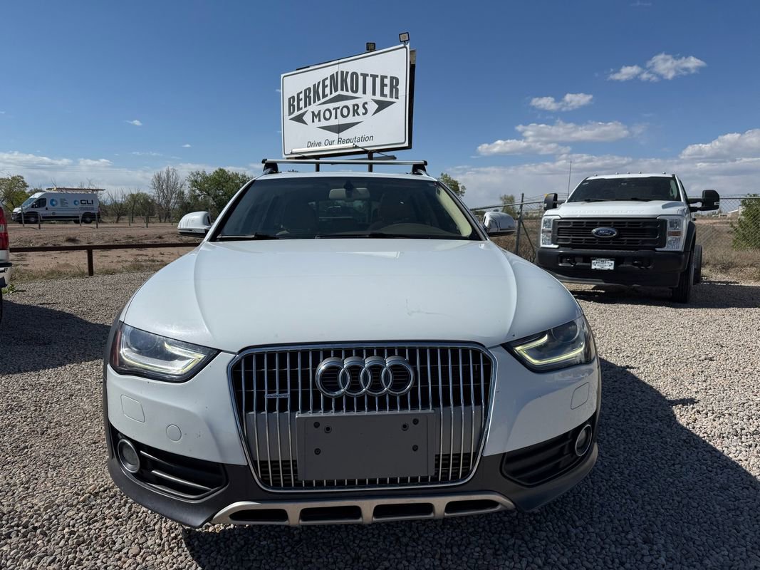 Used 2013 Audi A4 Prestige w/ Prestige Pkg AWD/4WD image 3