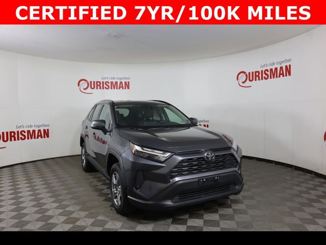 Used 2025 Toyota RAV4 XLE image 13