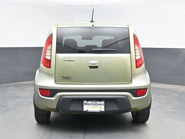 Used 2013 Kia Soul FWD image 13