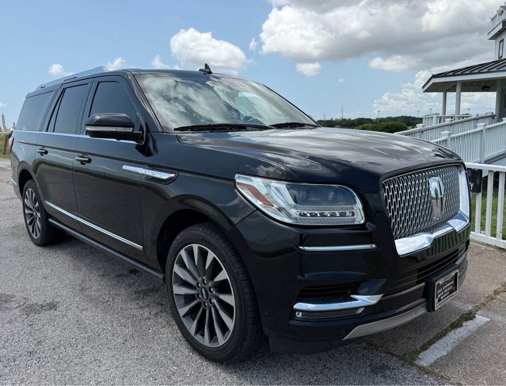 Used 2020 Lincoln Navigator L Reserve RWD image 3