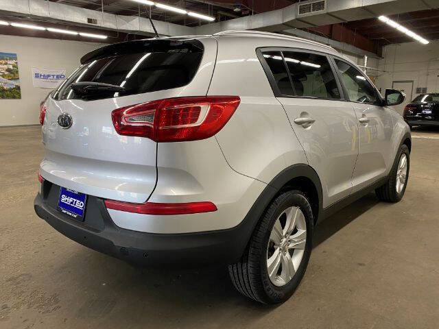 Used 2011 Kia Sportage LX w/ Convenience Pkg FWD image 5