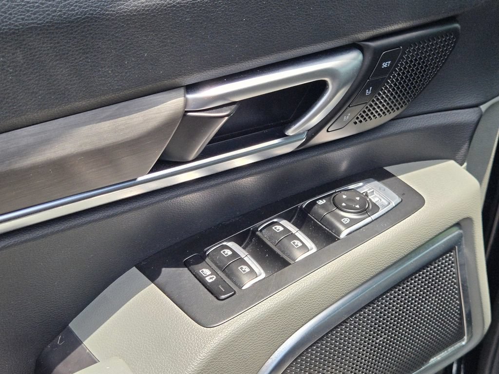 Used 2024 Kia Telluride SX Prestige X-Pro AWD/4WD image 23