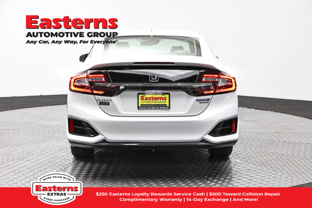 Used 2018 Honda Clarity Touring image 7