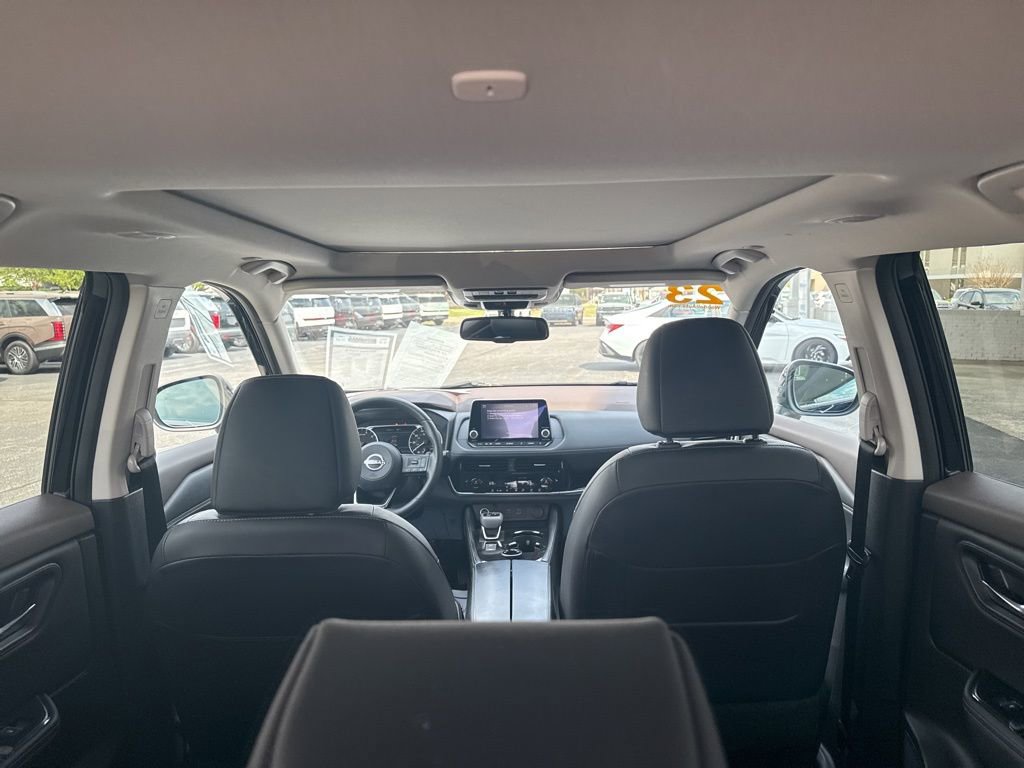 Used 2023 Nissan Rogue SL image 16