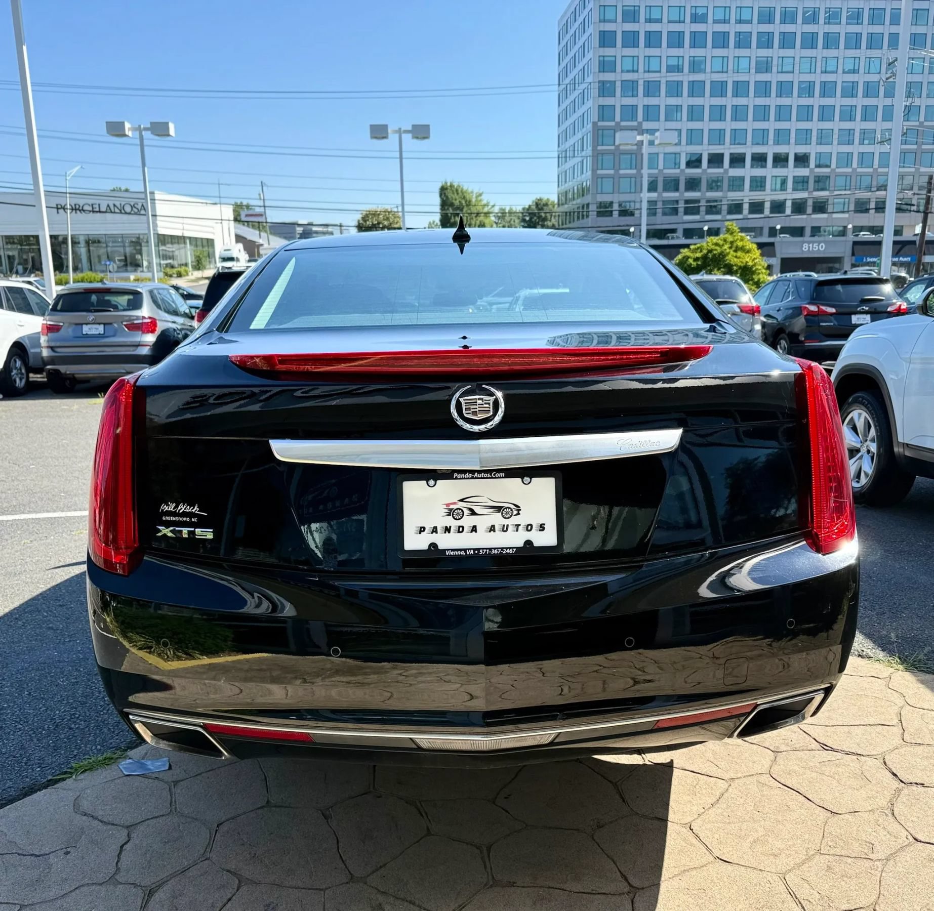 Used 2013 Cadillac XTS Premium FWD image 4
