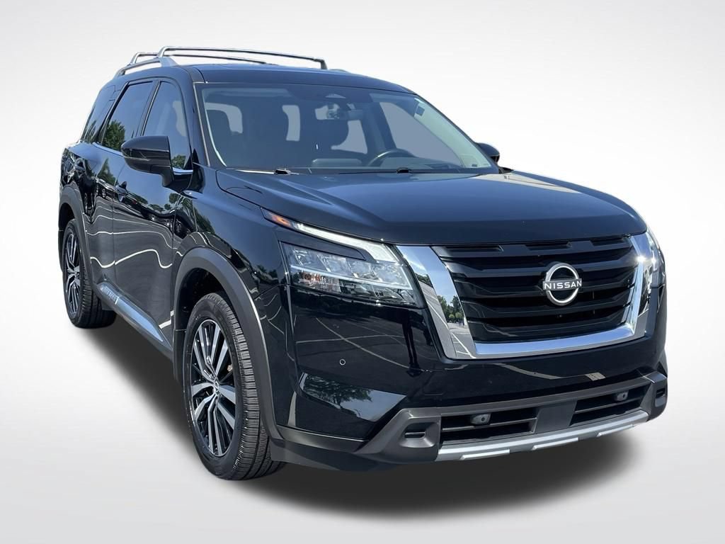 Used 2023 Nissan Pathfinder Platinum FWD image 8