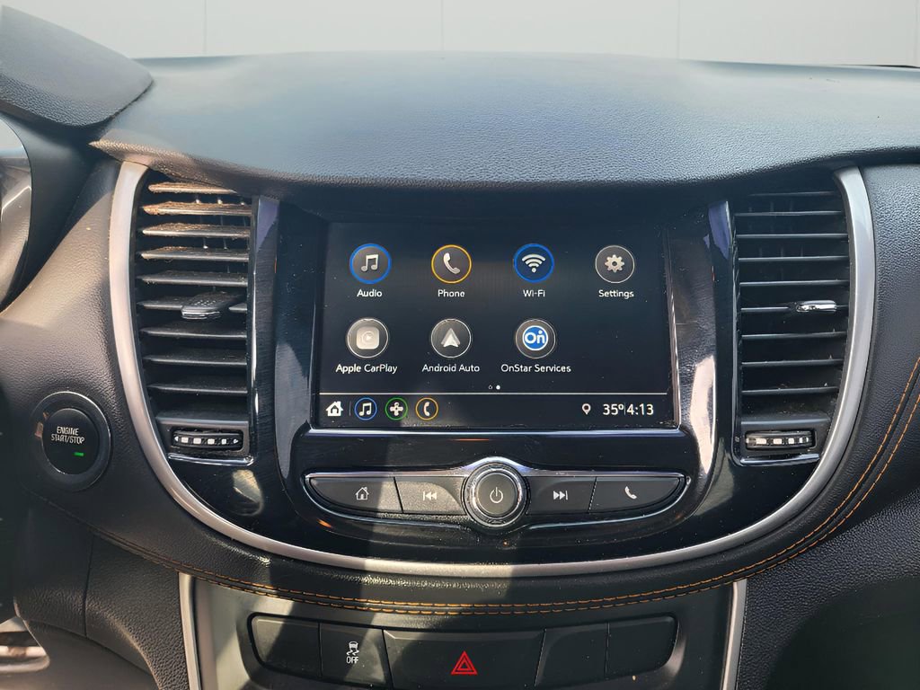 Used 2021 Chevrolet Trax LT w/ LT Convenience Package AWD/4WD image 17