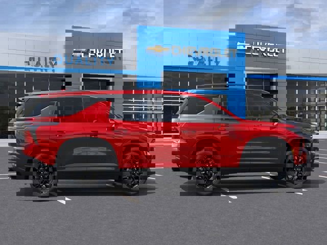 New 2026 Chevrolet Traverse LT w/ Midnight/Sport Edition FWD image 5