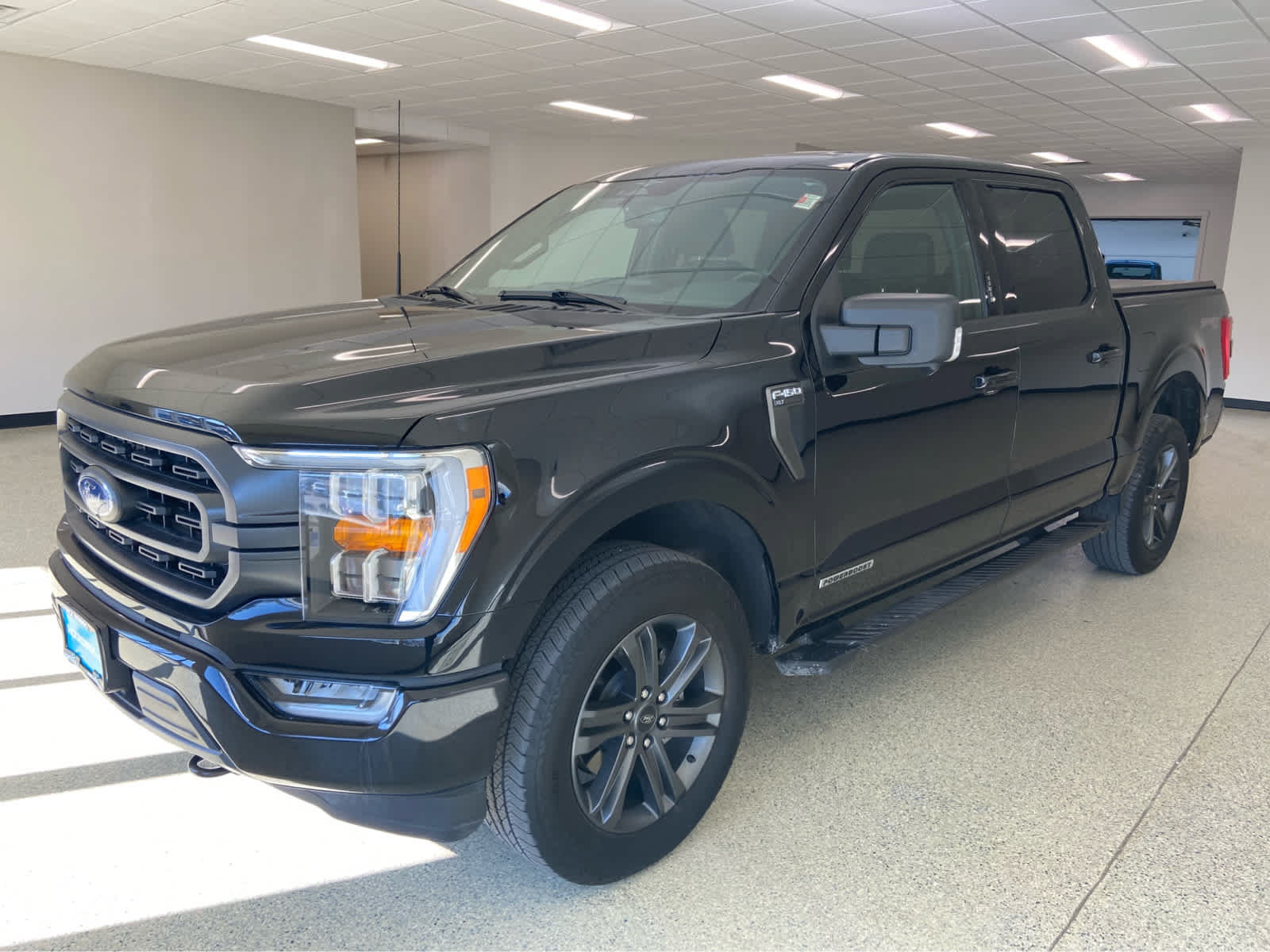 Used 2023 Ford F150 XLT w/ Equipment Group 302A High AWD/4WD image 3