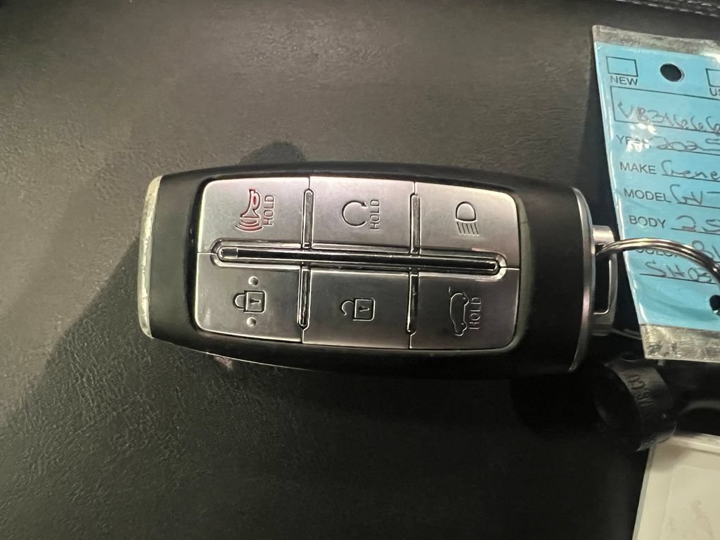 Used 2025 Genesis GV70 2.5T AWD/4WD image 32