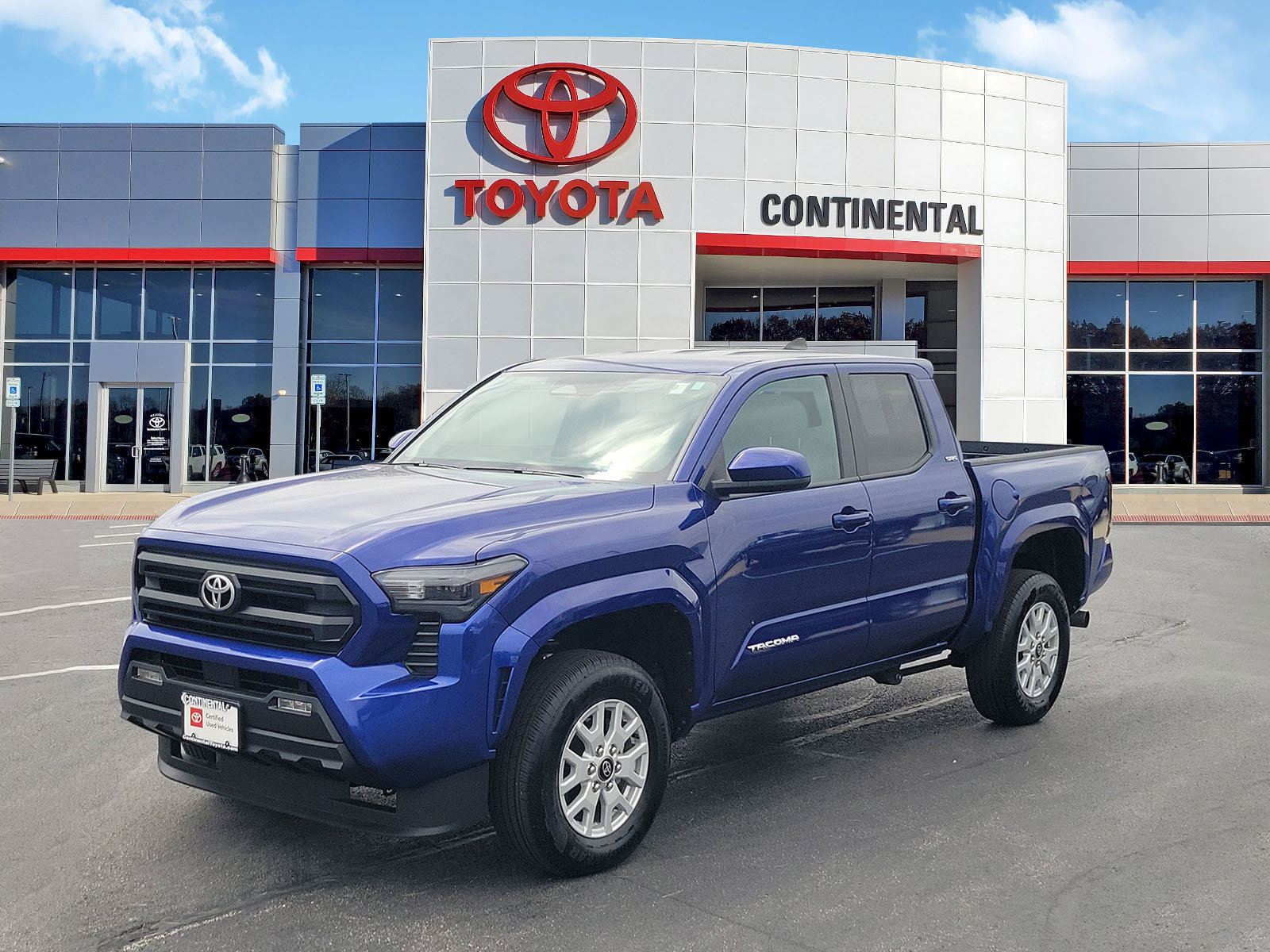 Certified 2025 Toyota Tacoma SR5 image 3
