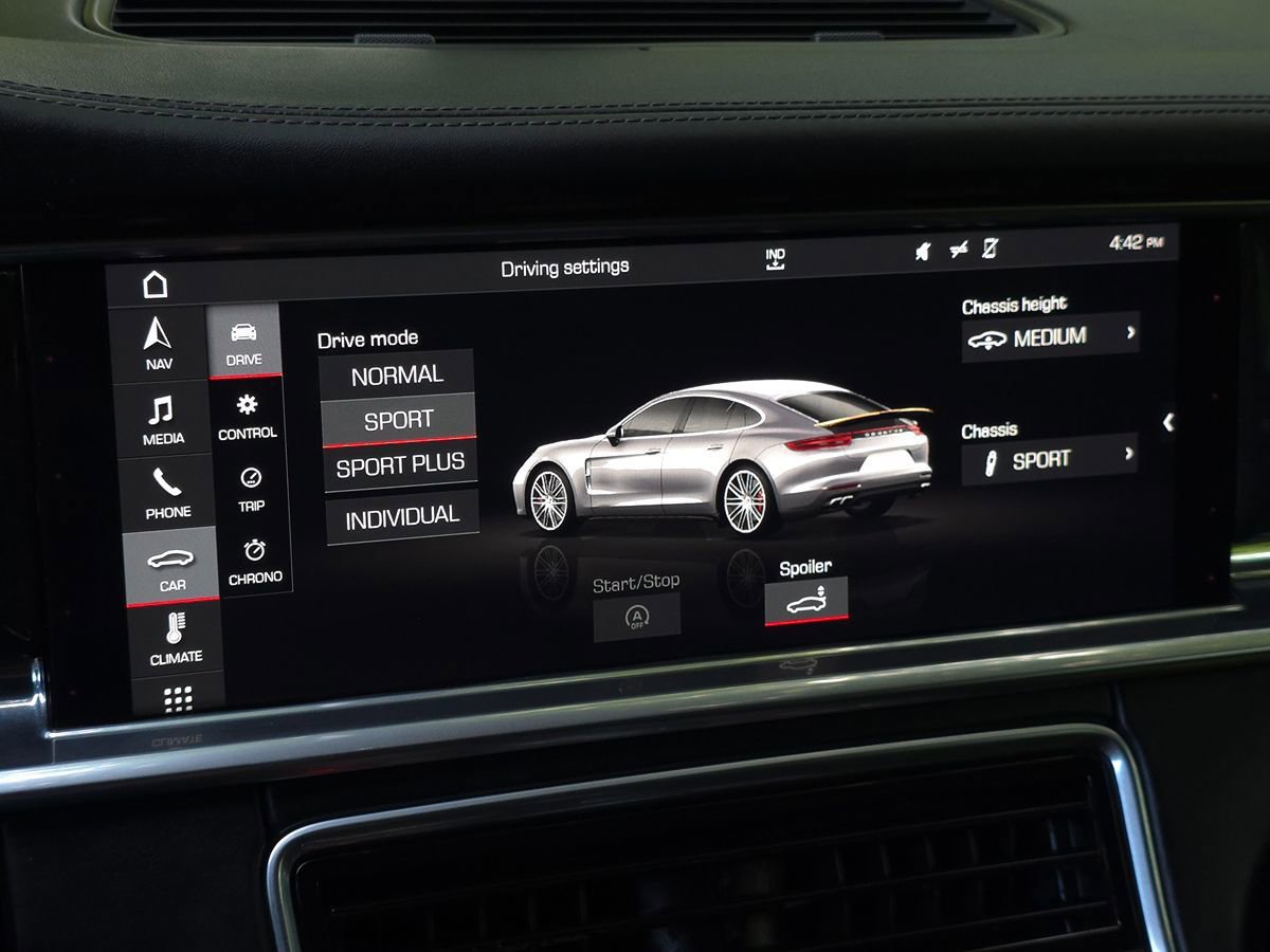 Used 2018 Porsche Panamera Turbo w/ Premium Package Plus AWD/4WD image 36