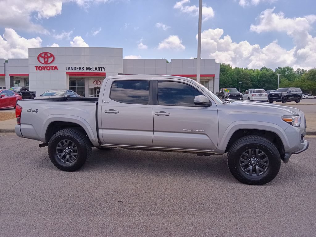 Used 2021 Toyota Tacoma SR5 w/ Technology Package AWD/4WD image 2