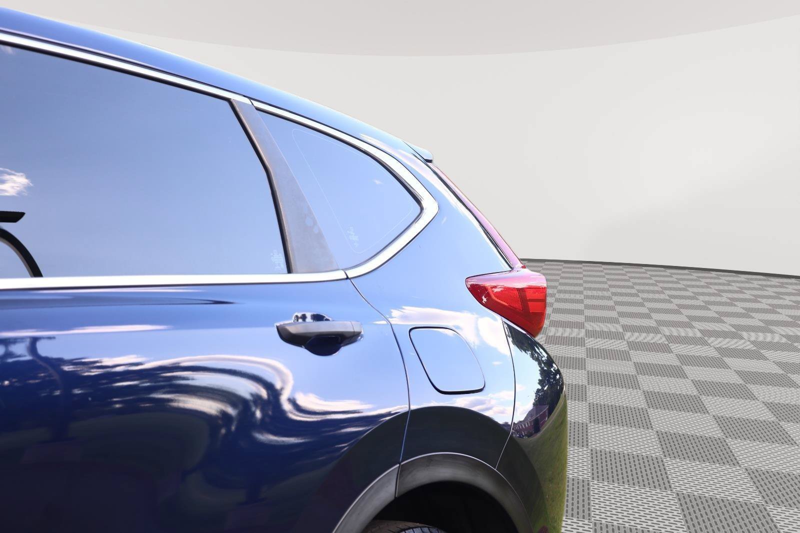 Used 2019 Honda CR-V LX image 11