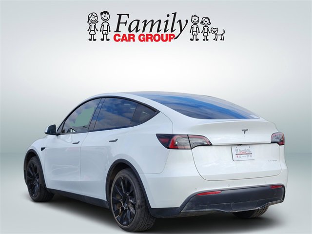 Used 2022 Tesla Model Y Long Range image 3