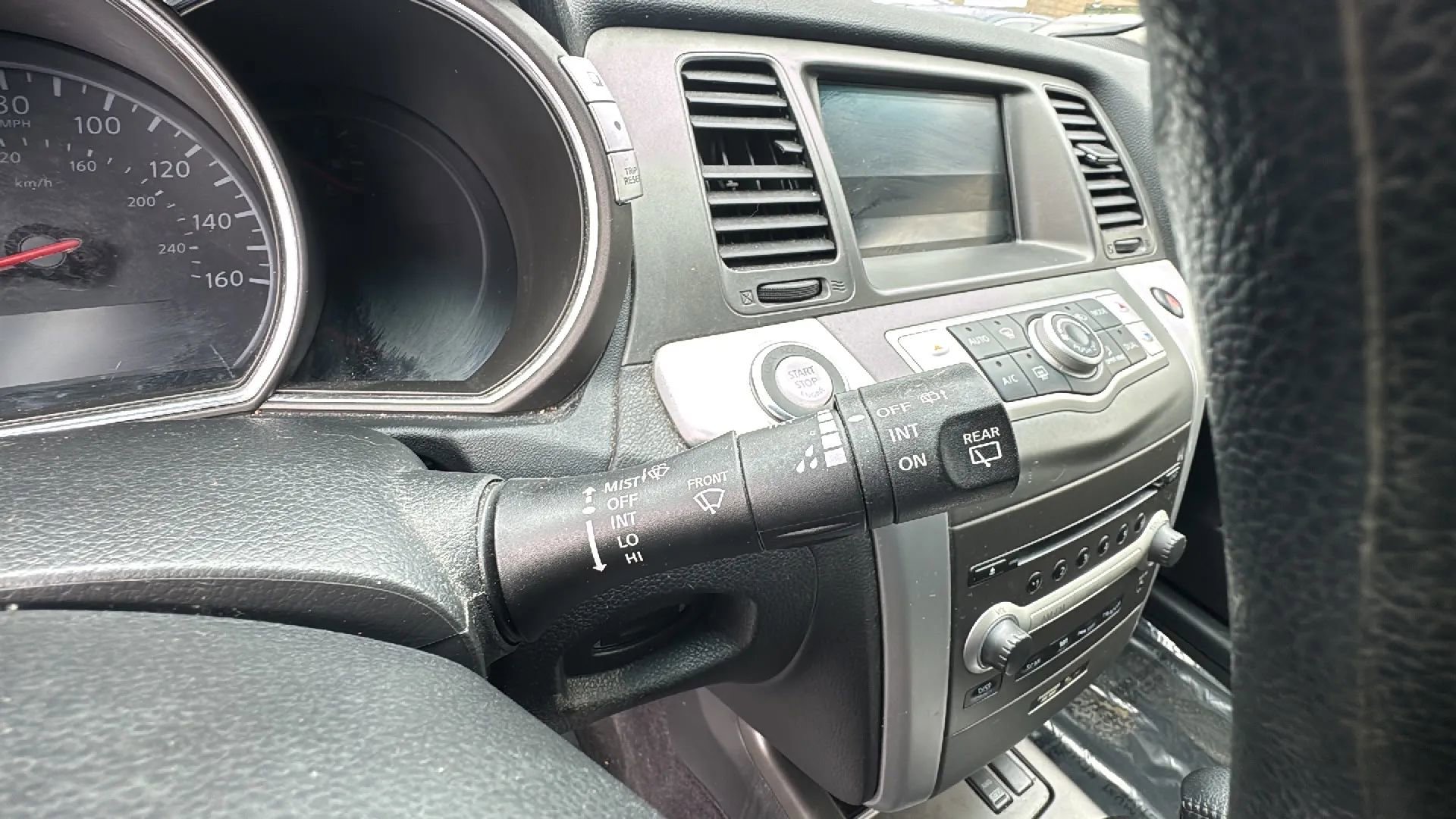 Used 2014 Nissan Murano S image 14