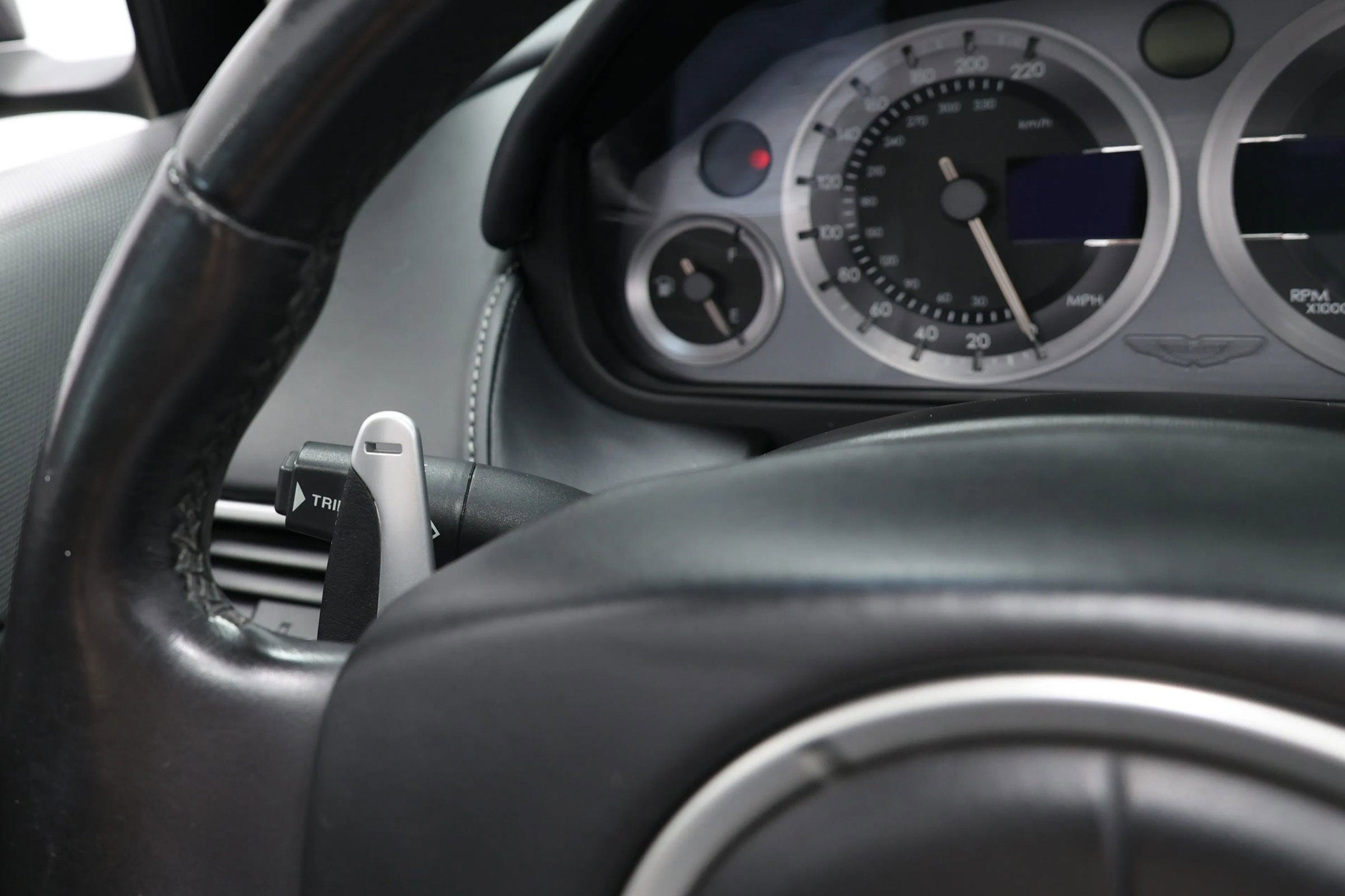 Used 2012 Aston Martin Virage Volante image 33