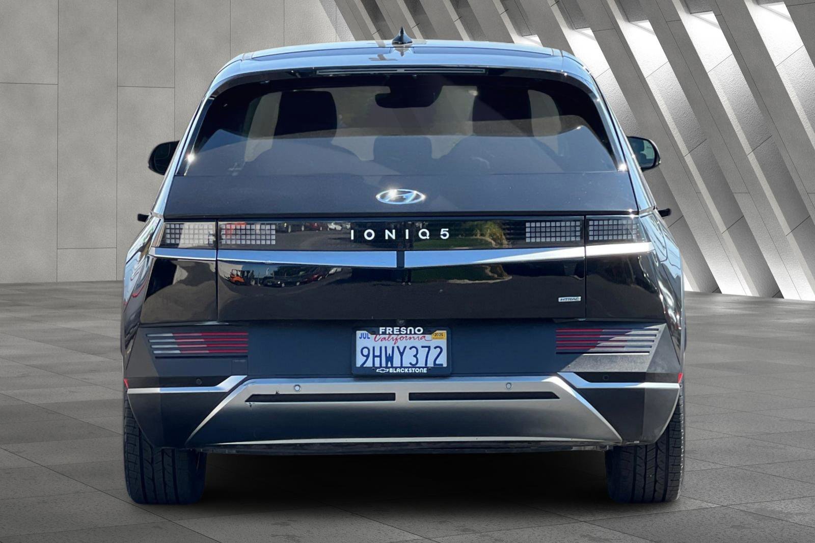 Used 2023 Hyundai Ioniq 5 SEL image 5