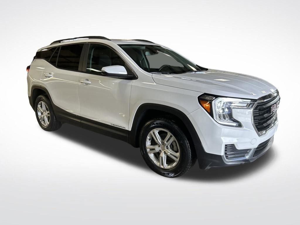 Certified 2023 GMC Terrain SLE w/ Driver Convenience Package image 8