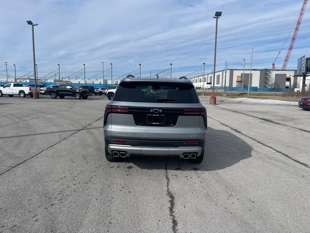 Used 2025 Chevrolet Traverse LT w/ LPO, Floor Liner Package AWD/4WD image 4