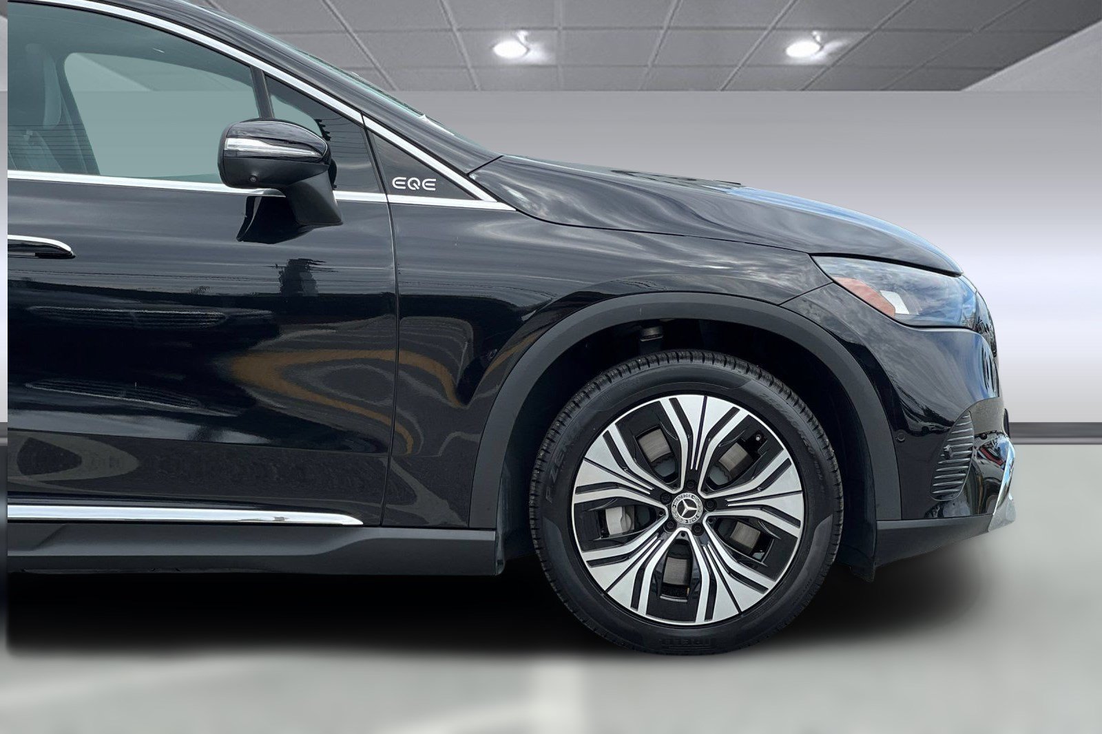 Certified 2023 Mercedes-Benz EQE 350+ 4MATIC SUV image 37