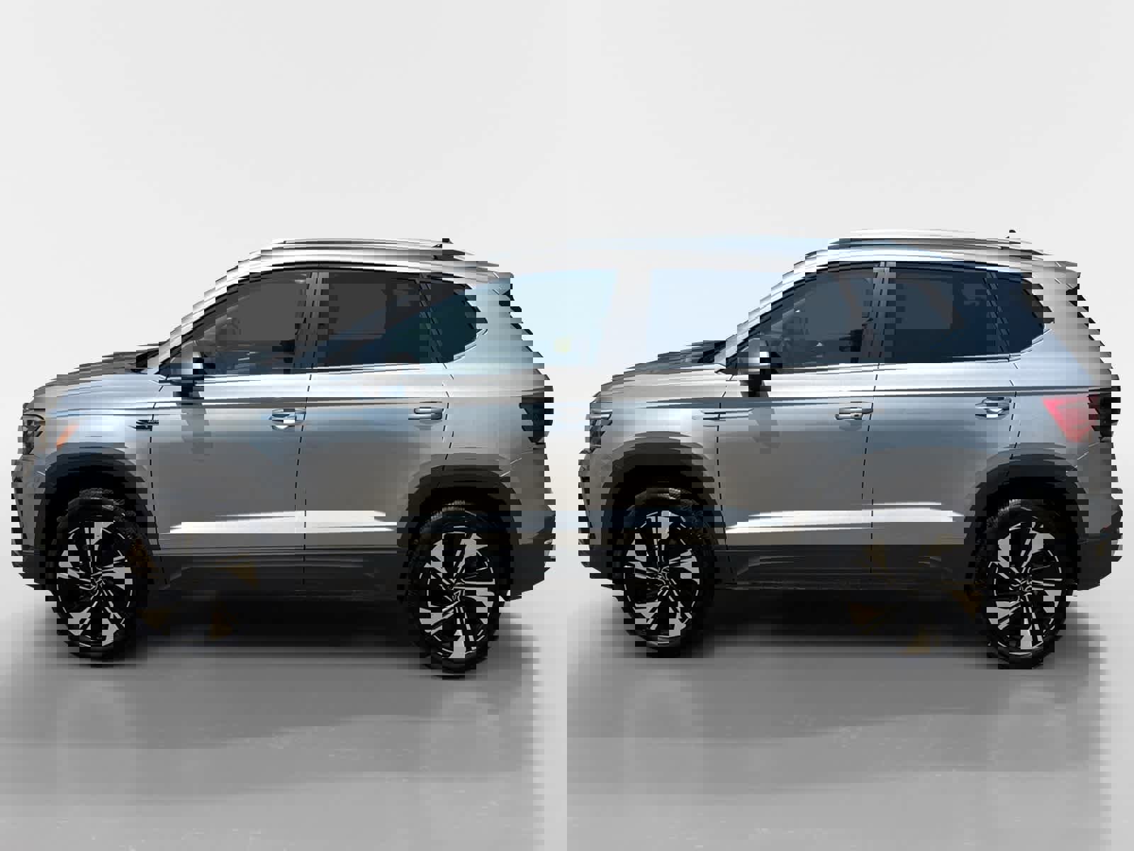 Certified 2024 Volkswagen Taos SE image 3