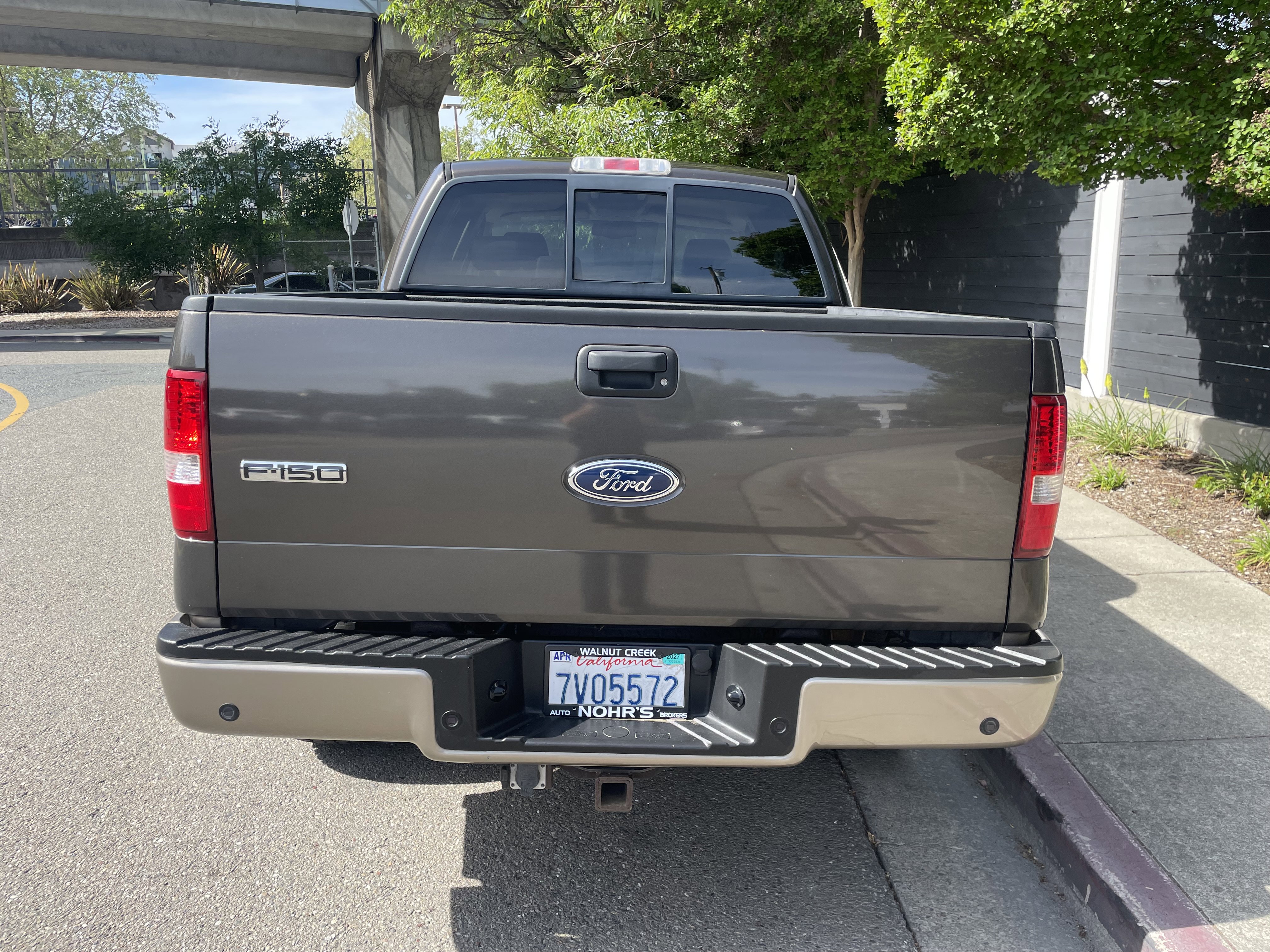 Used 2005 Ford F150 Lariat image 10