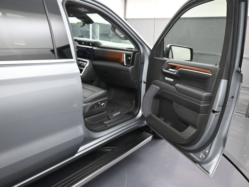 Used 2023 GMC Sierra 1500 Denali w/ Technology Package image 42