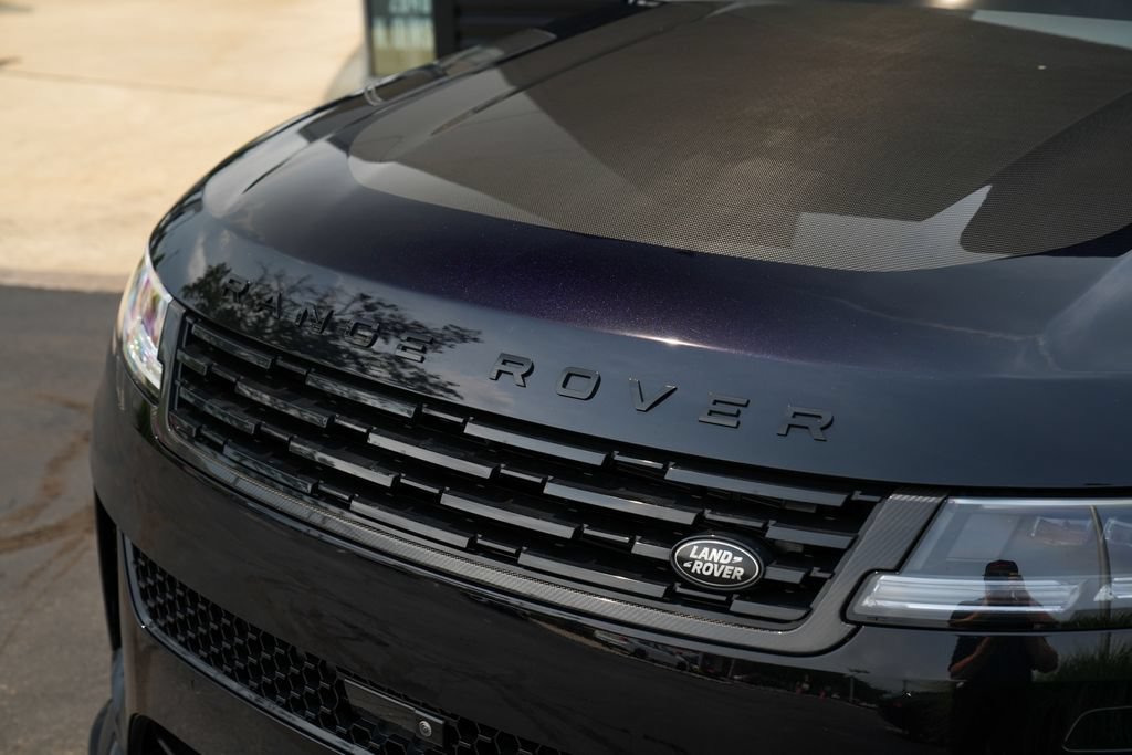 Used 2025 Land Rover Range Rover Sport SV Edition Two AWD/4WD image 8