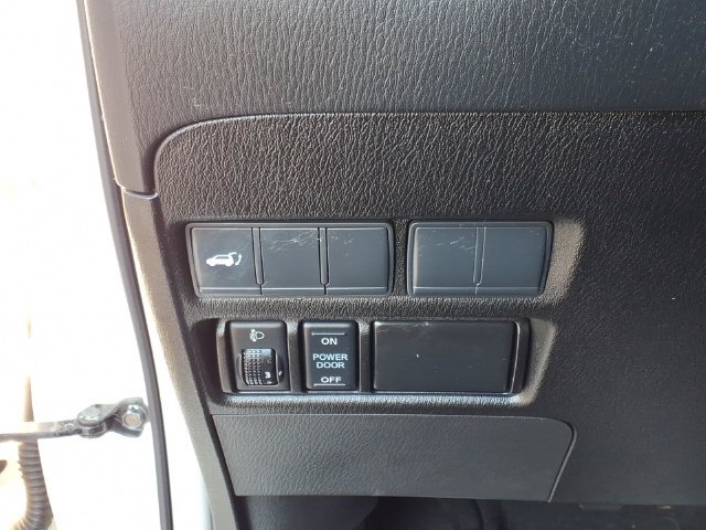 Used 2017 Nissan Armada SL AWD/4WD image 5