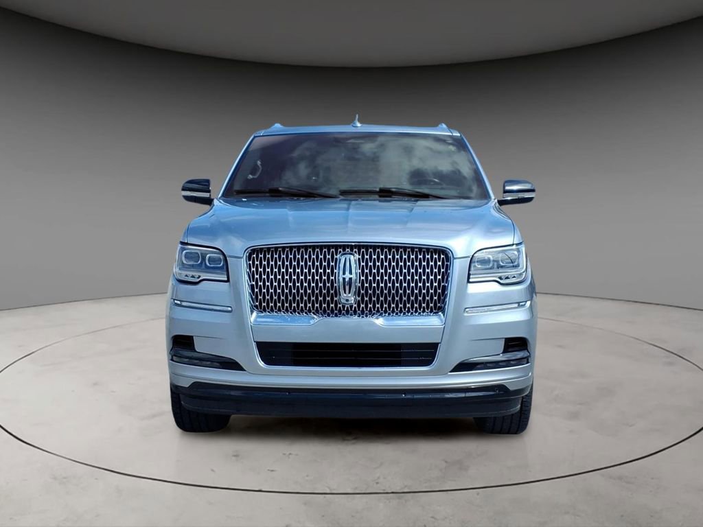 Used 2023 Lincoln Navigator Reserve image 15