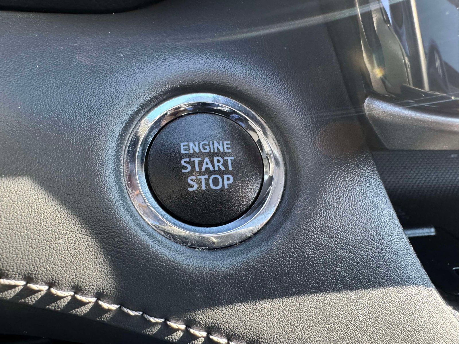 Used 2022 Toyota Highlander XLE image 26