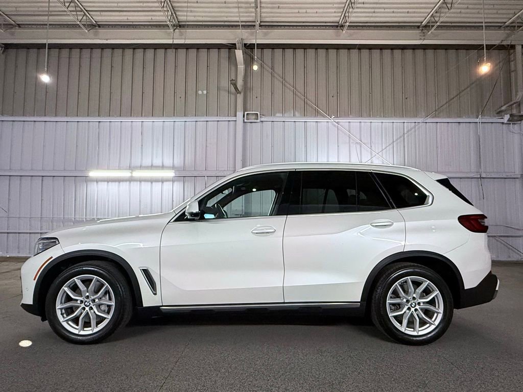 Used 2020 BMW X5 xDrive50i w/ Executive Package image 15