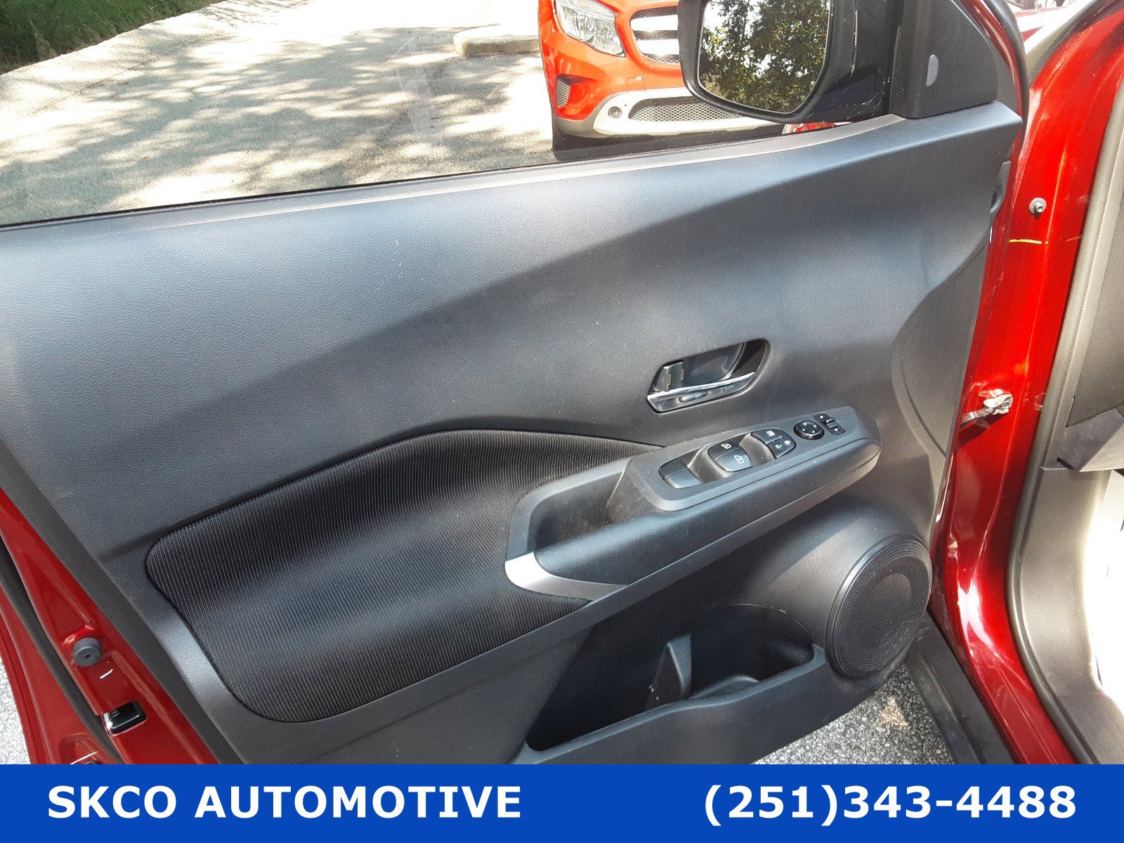 Used 2022 Nissan Kicks SV FWD image 12