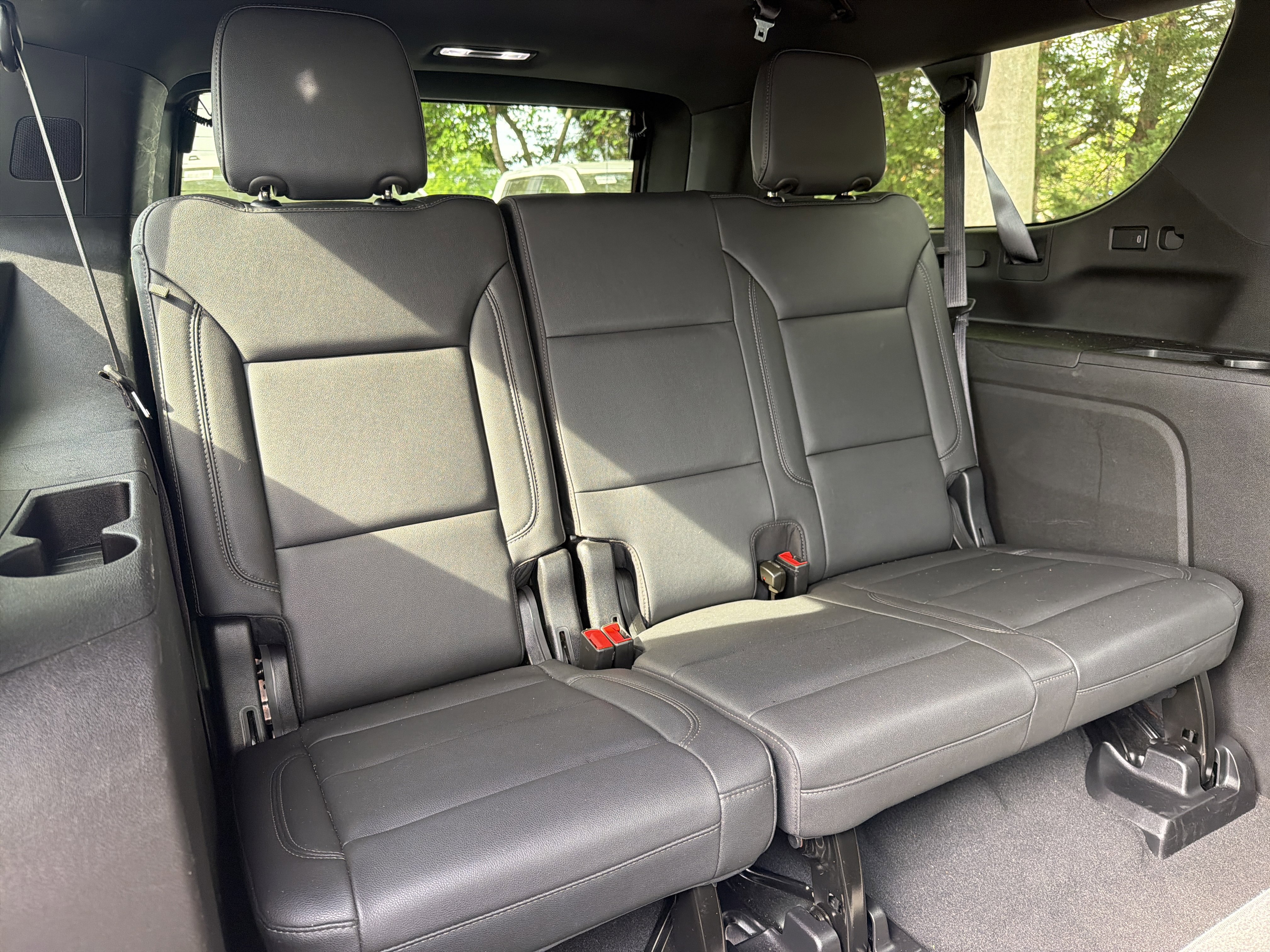 Used 2024 Chevrolet Suburban LT AWD/4WD image 30