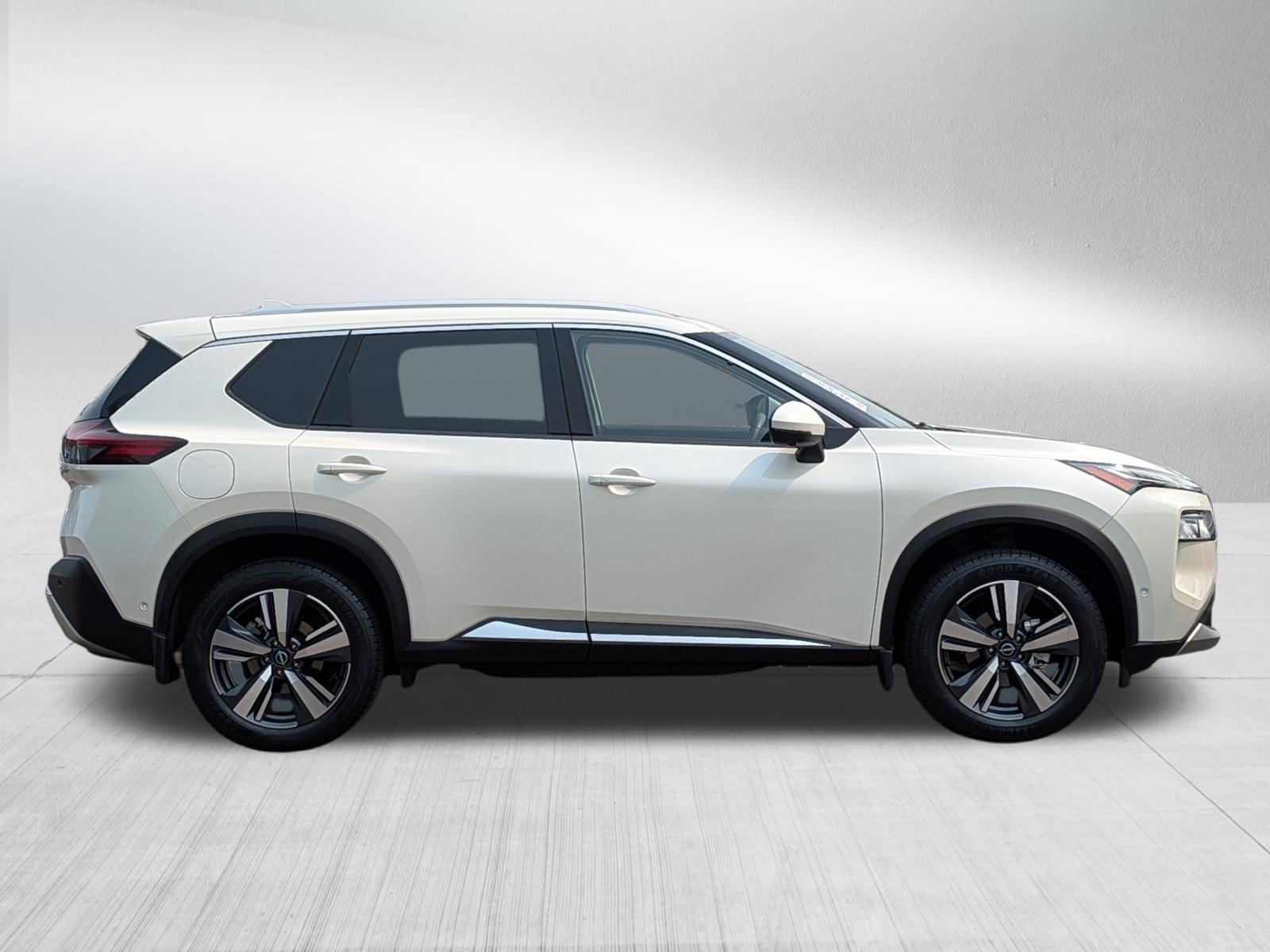 Used 2023 Nissan Rogue Platinum w/ Platinum Premium Package AWD/4WD image 8