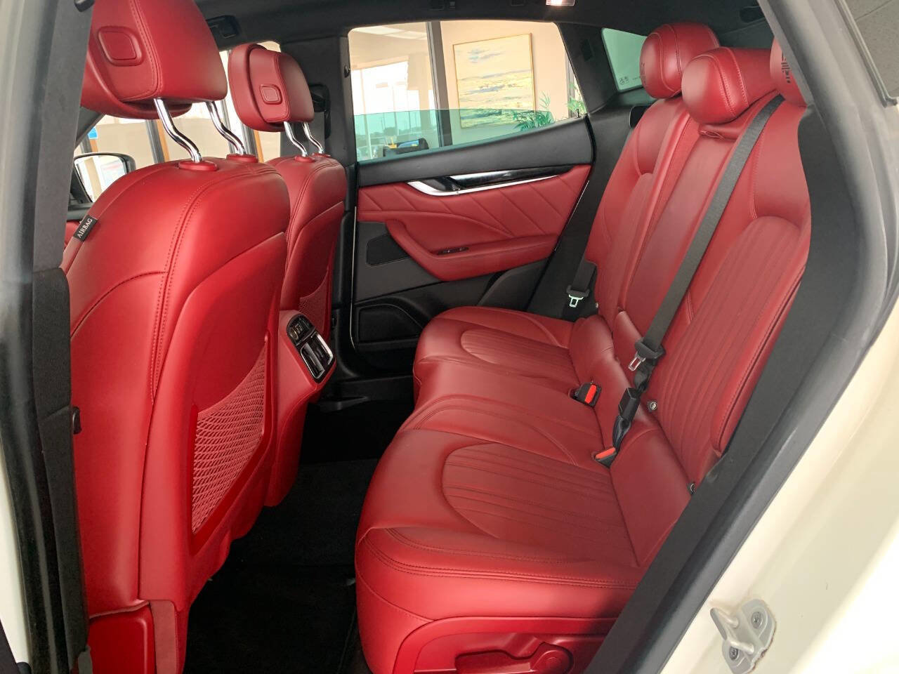 Used 2022 Maserati Levante GT image 14