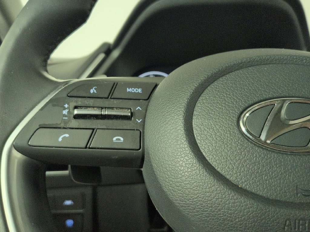 Used 2023 Hyundai Sonata Limited w/ Preferred Accessory Package FWD image 40