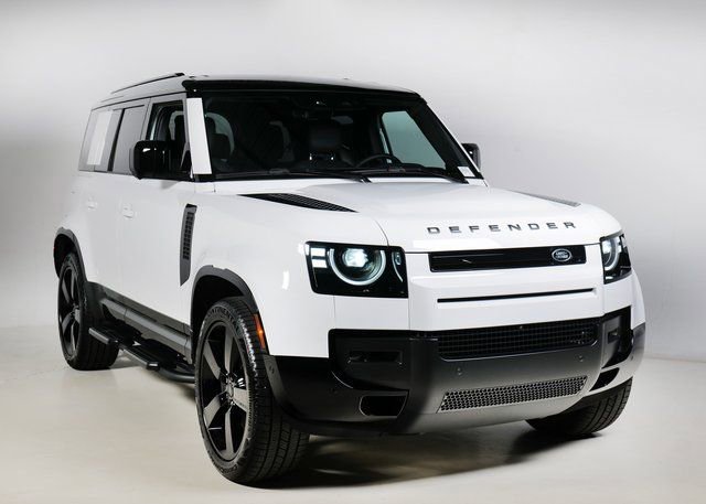 New 2026 Land Rover Defender 110 X-Dynamic SE image 10