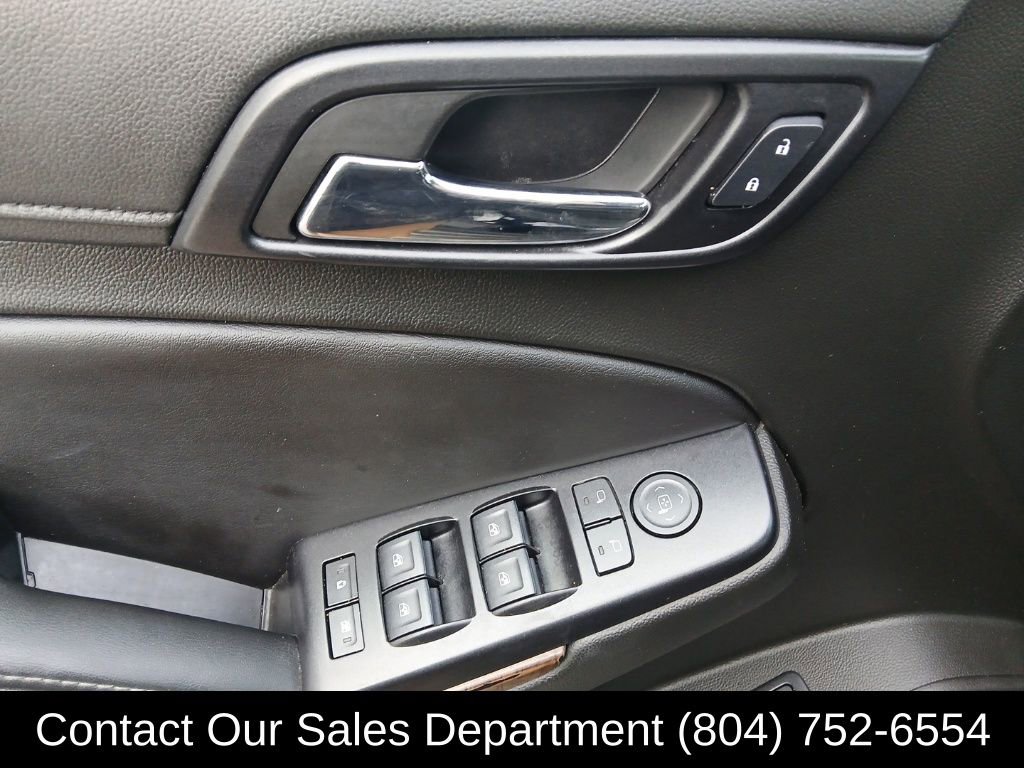 Used 2018 Chevrolet Suburban LT image 12