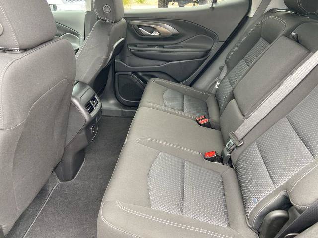 Used 2023 GMC Terrain SLE w/ Driver Convenience Package FWD image 20