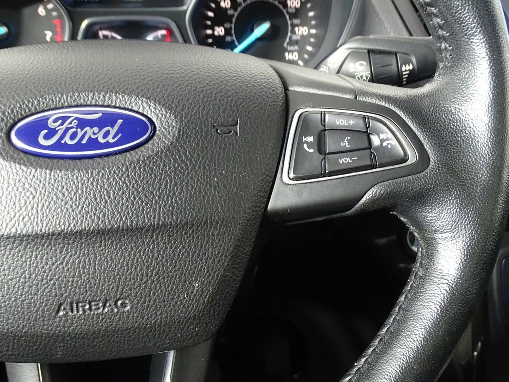 Used 2019 Ford Escape Titanium image 29