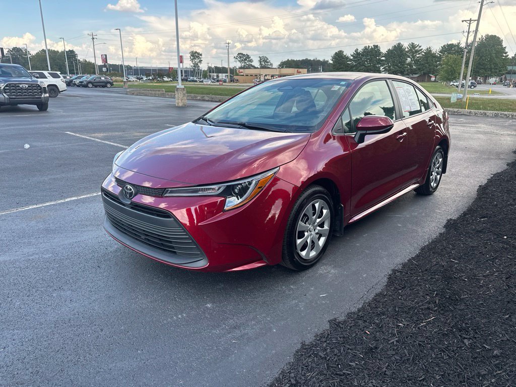 Certified 2026 Toyota Corolla LE FWD image 4