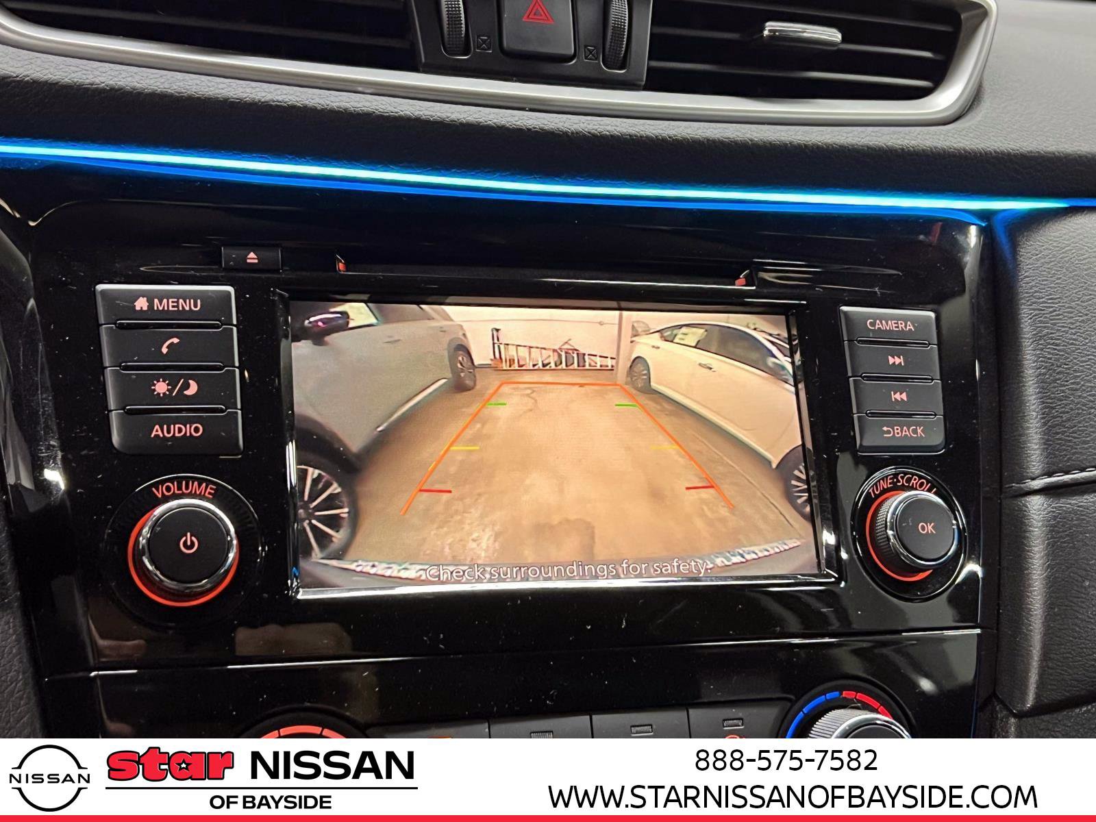 Used 2020 Nissan Rogue S image 25