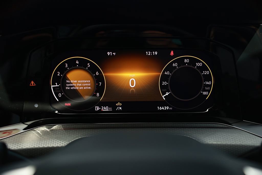 Used 2023 Volkswagen GTI Autobahn FWD image 21