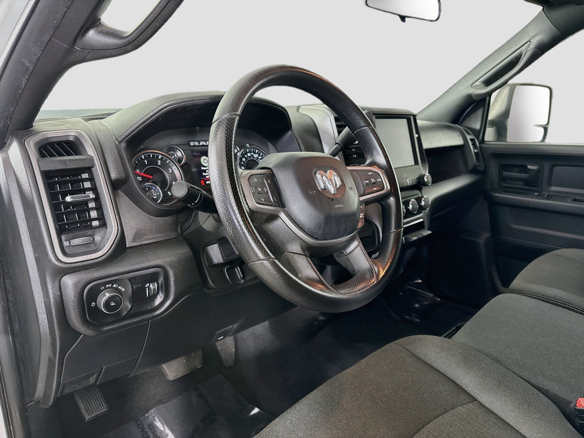 Used 2024 RAM 3500 Tradesman w/ Chrome Appearance Group AWD/4WD image 23