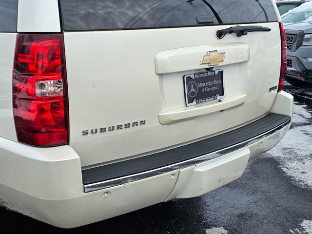 Used 2010 Chevrolet Suburban LTZ image 13