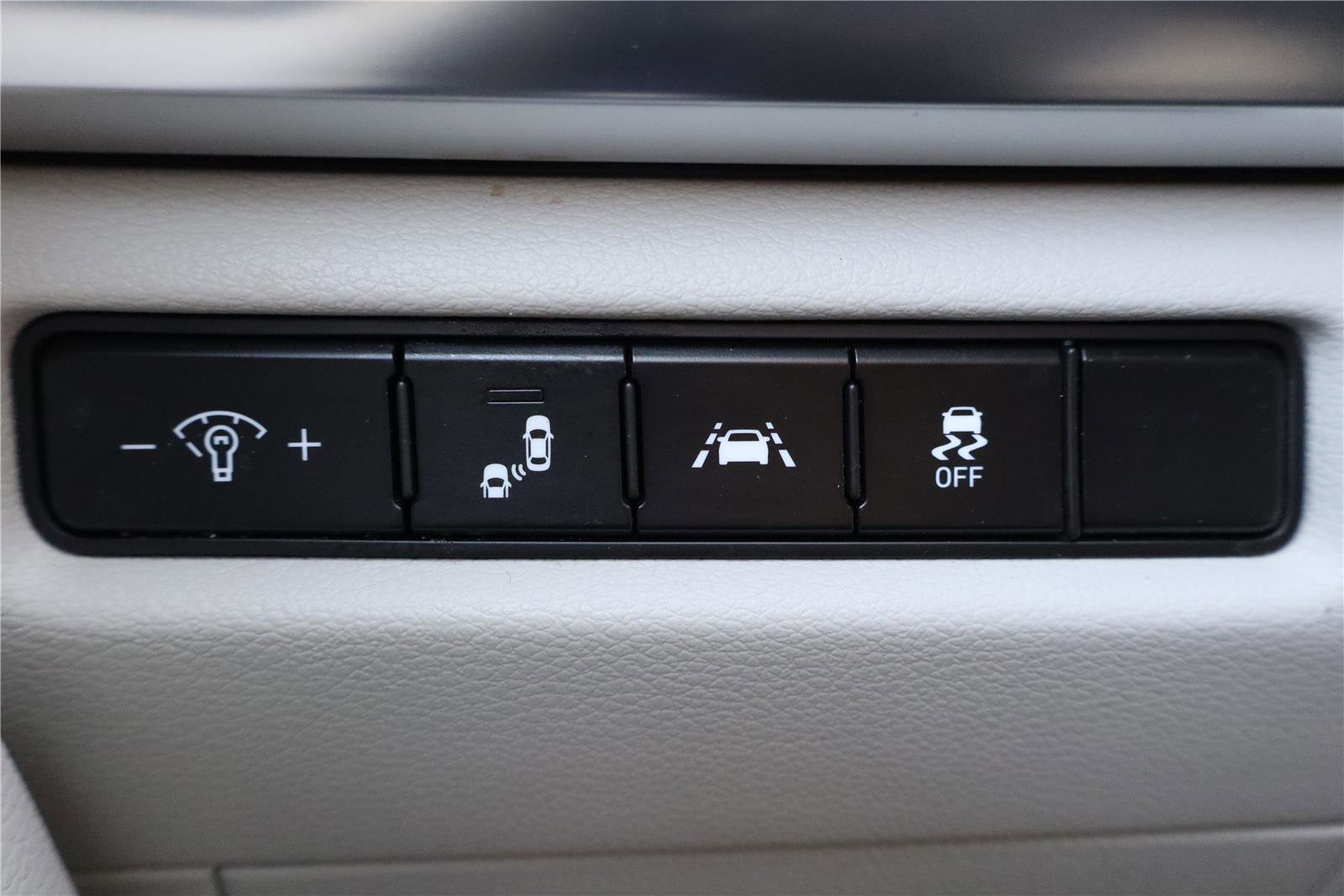 Certified 2022 Kia Telluride S image 15